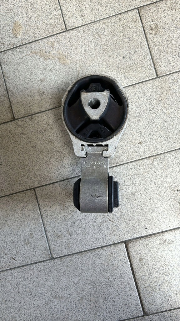 фото №1, Кронштейн подушка двигуна renault espace v talisman 113568280r