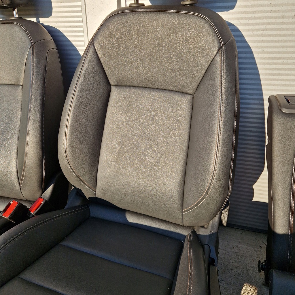 фото №7, Opel insignia b 2017- hb сидіння заднє сидіння комплект шкіра з підігрівом