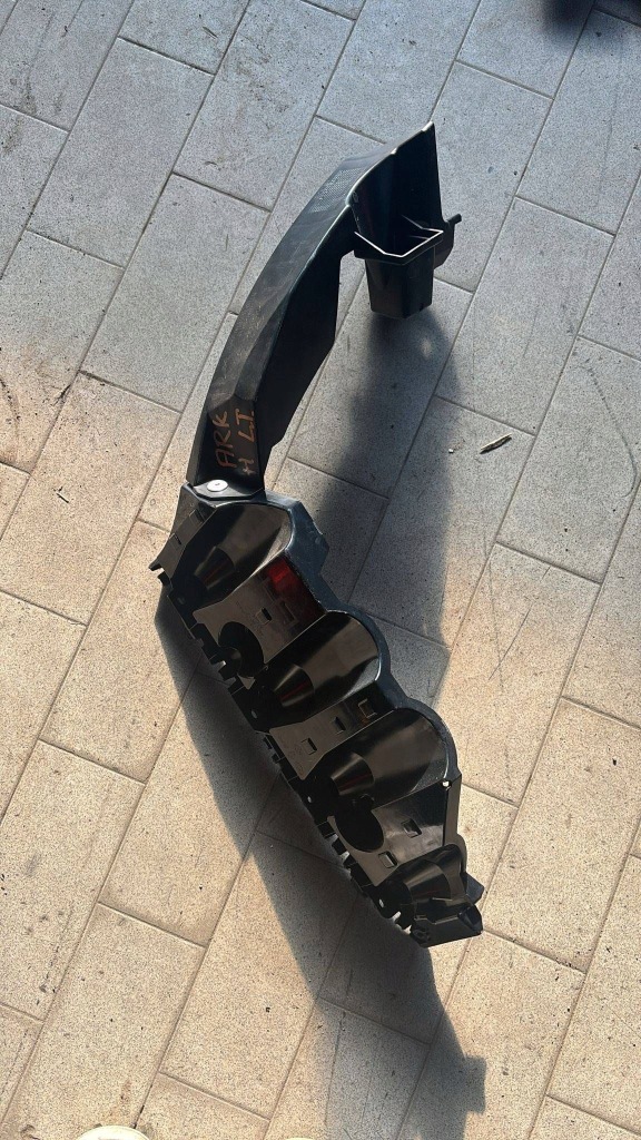 Купити Напрямна бампера renault arkana 850452184r 850415511r