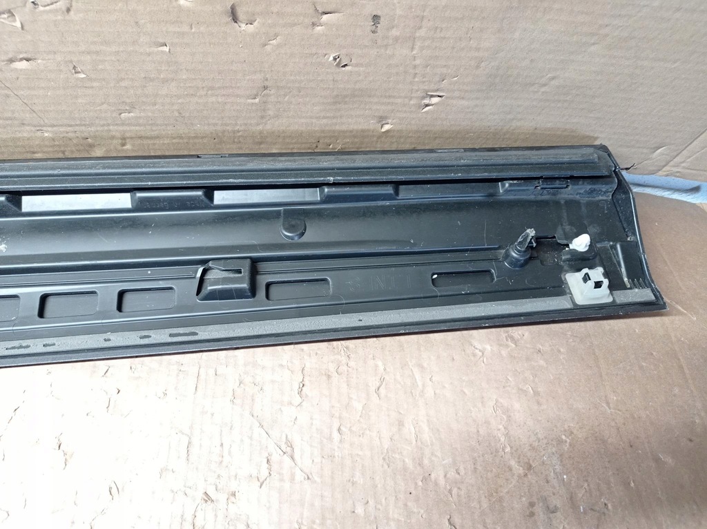 фото №9, Молдинг дверь правый перед audi q2