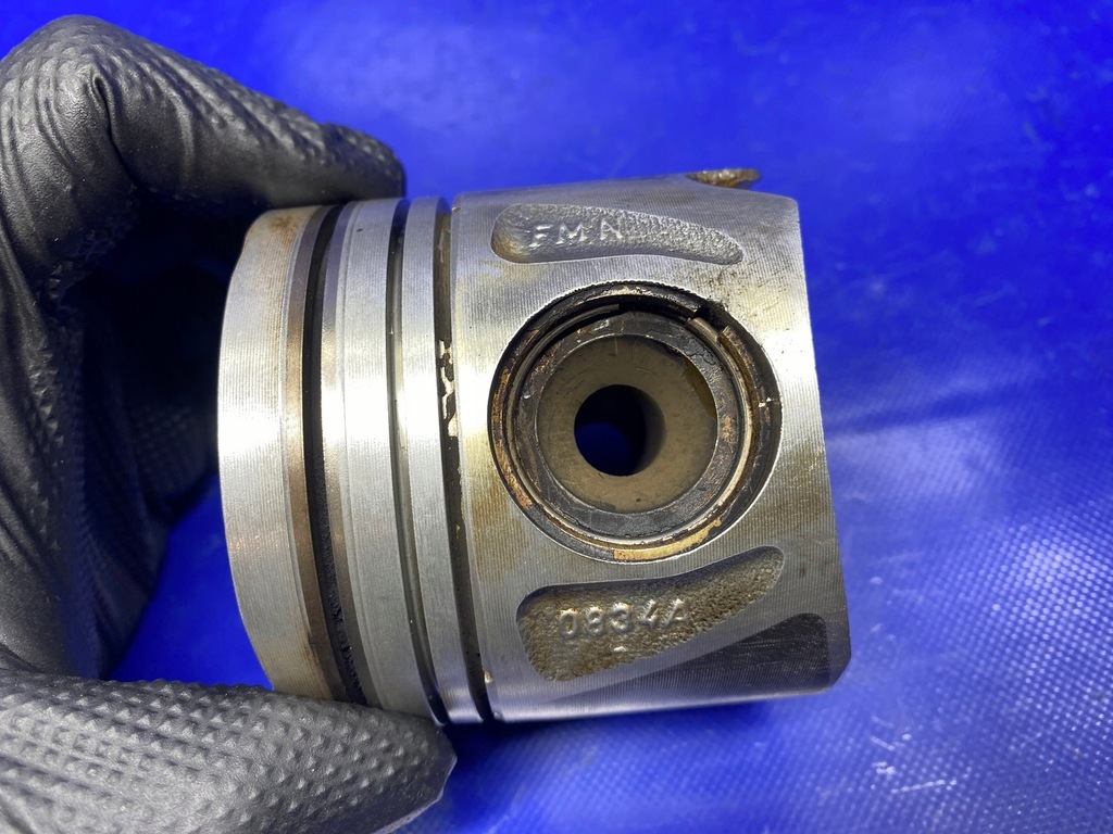 фото №8, Поршень поршни mercedes gla cla w176 w246 2.2 cdi 651 45mm 0834a