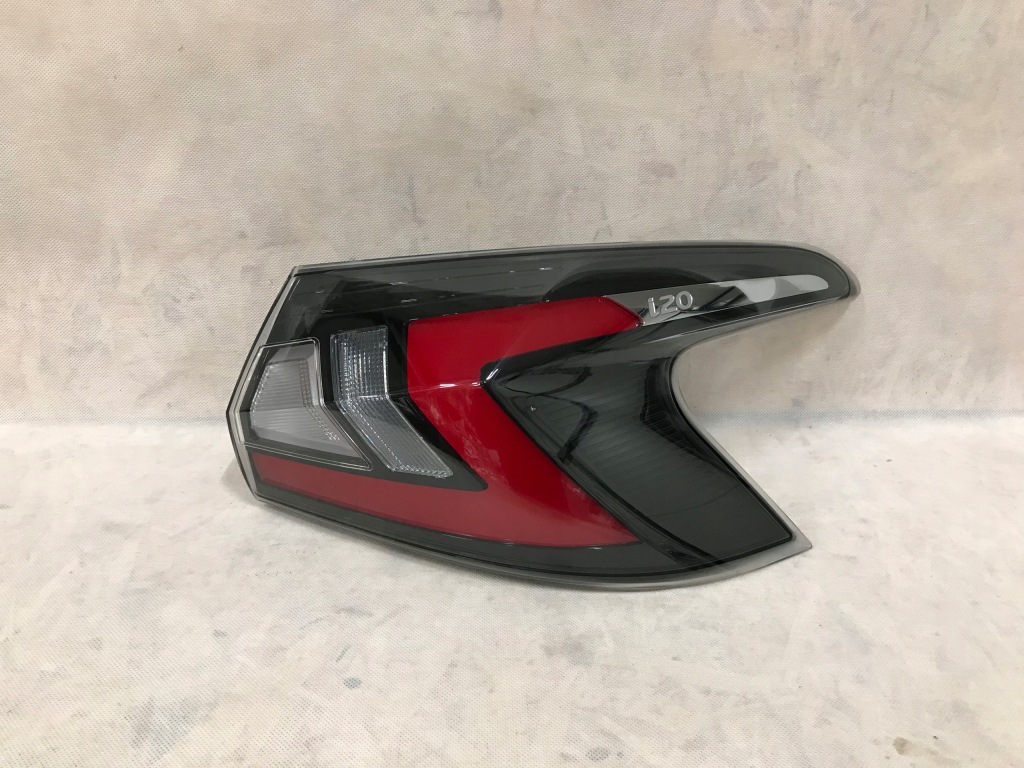 фото №1, Hyundai i20 n-line 21- лампа задняя правая led ładna