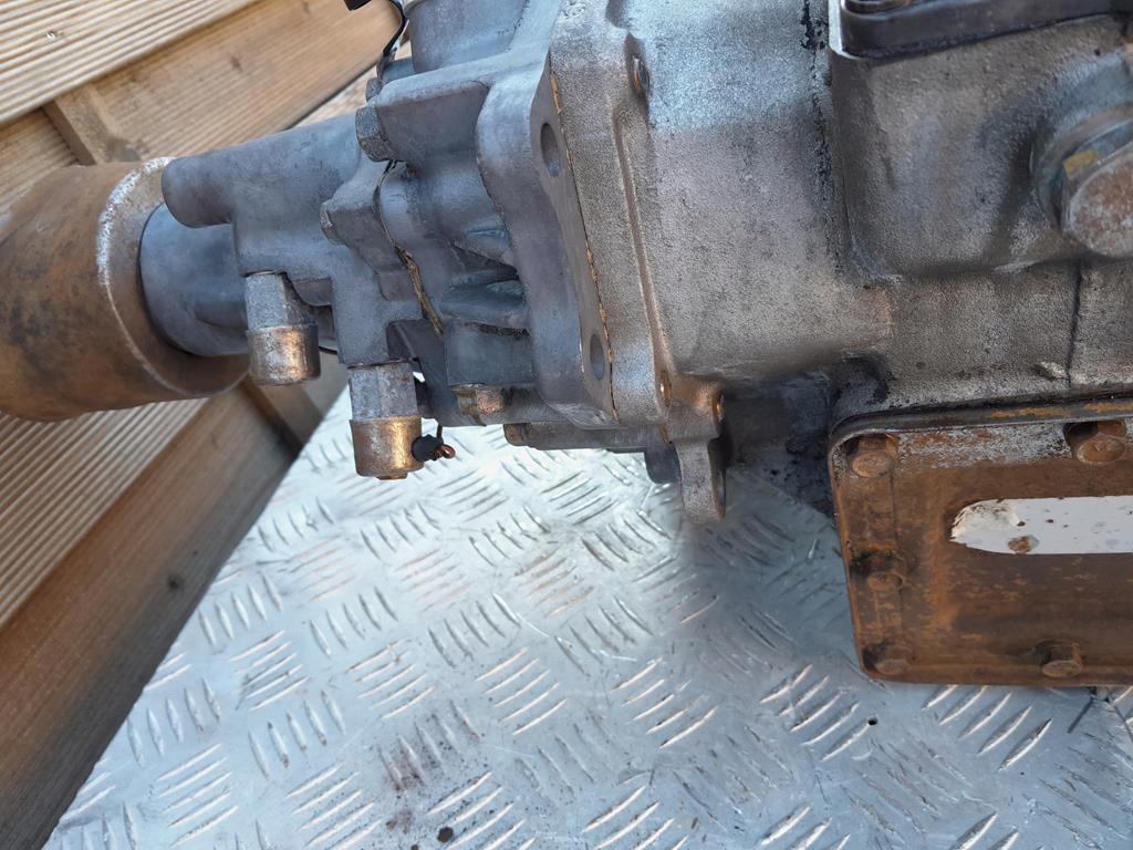 фото №16, Hyundai galloper 98-03 2.5 tdi коробка передач редуктор