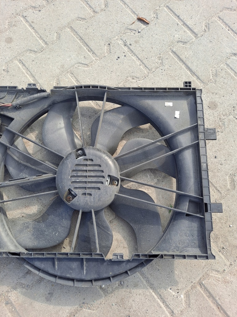 Вентилятор радиатора mercedes clc cl203 2.2d a2035001793 Недорого