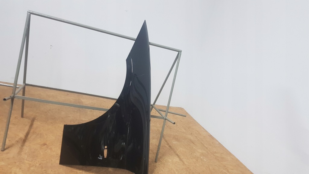 Купить Bmw 1 e 87 крыло  передний перед левое