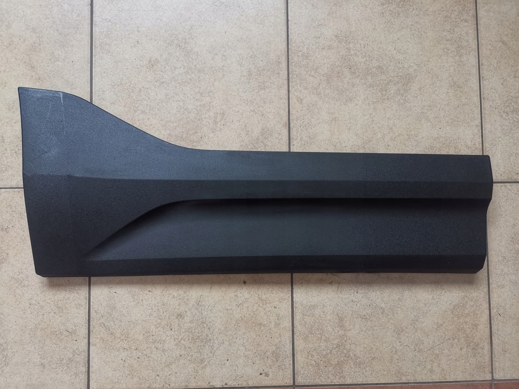 фото №1, Volvo xc40 молдинг na дверь правая задняя 18-