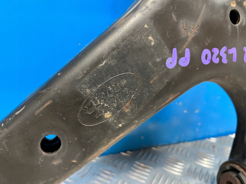 фото №2, Range rover sport l320 рычаг правый перед