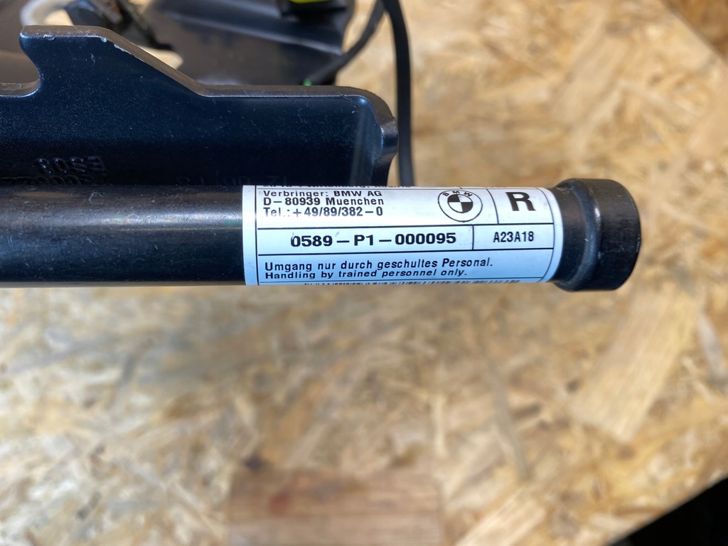фото №10, Петля капот правый пиротехнический патрон bmw 2 f45 f46 7300522