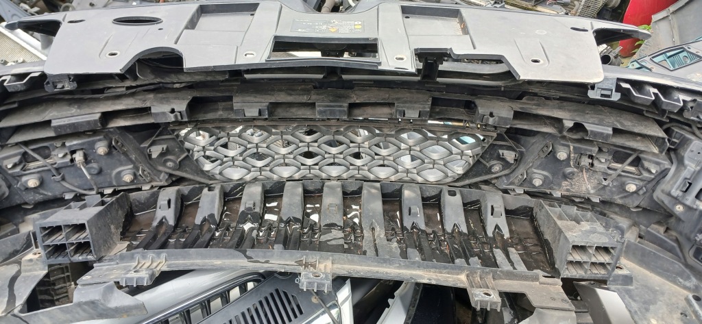 Бампер передний комплектный  led megane 3 gt с Разборки