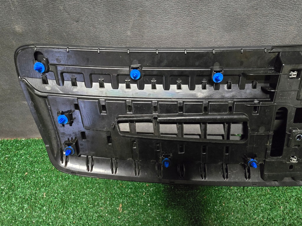 фото №8, Жалюзи решётка впуск крышки задняя porsche 911 992