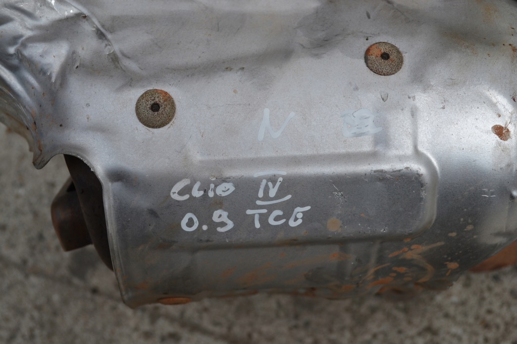 Катализатор dacia sandero 2 0,9 tce renault clio iv в Украине