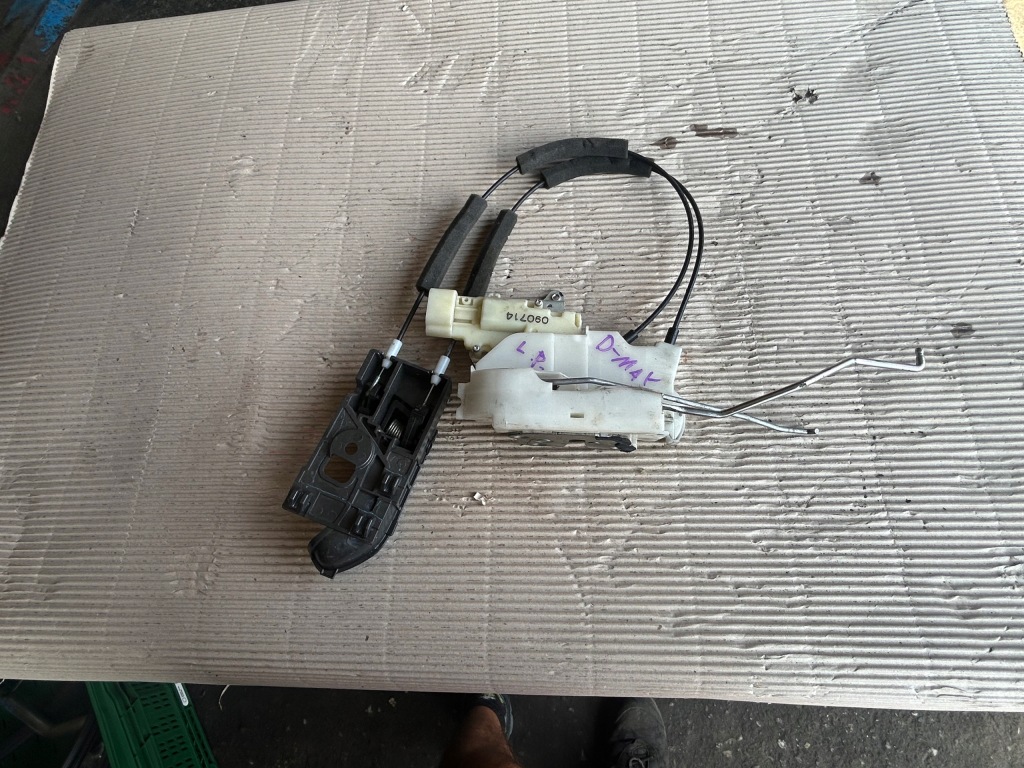 Купить Isuzu d-max ii замок дверь левый перед европа