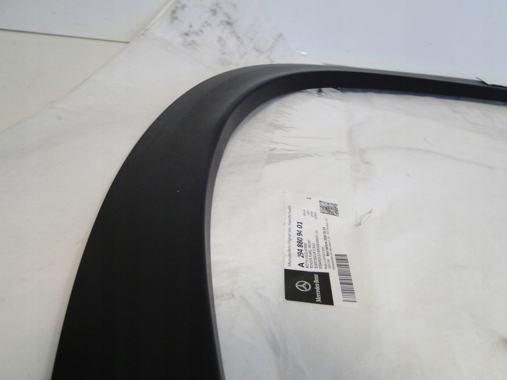 фото №11, Mercedes eqe 294 x294 w294 suv молдинг расширитель крыла правое