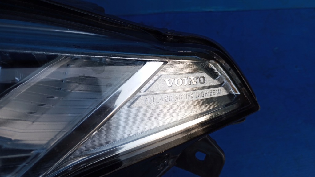Volvo xc90 2 рестайлинг  full led фара левый перед 32228296 89912603 с Разборки
