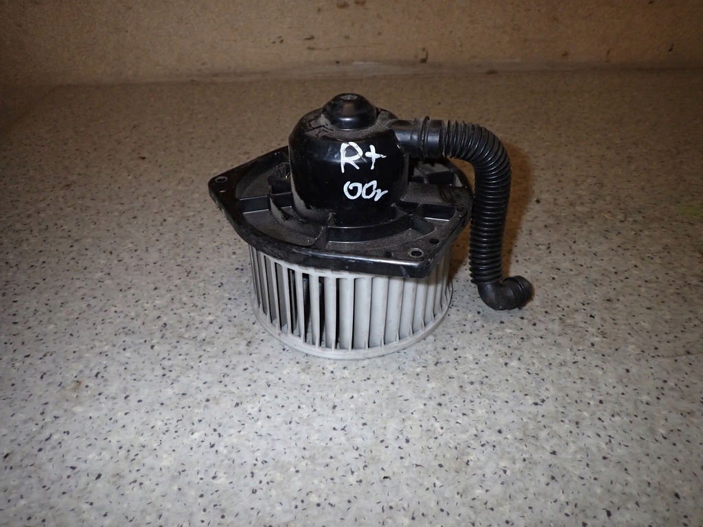 фото №1, Suzuki wagon r+ 00-03 вентилятор отопителя