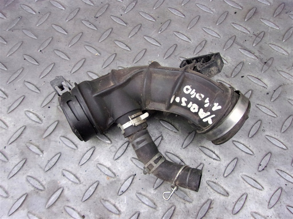 фото №1, Yaris ii d4d труба воздухозаборник турбины