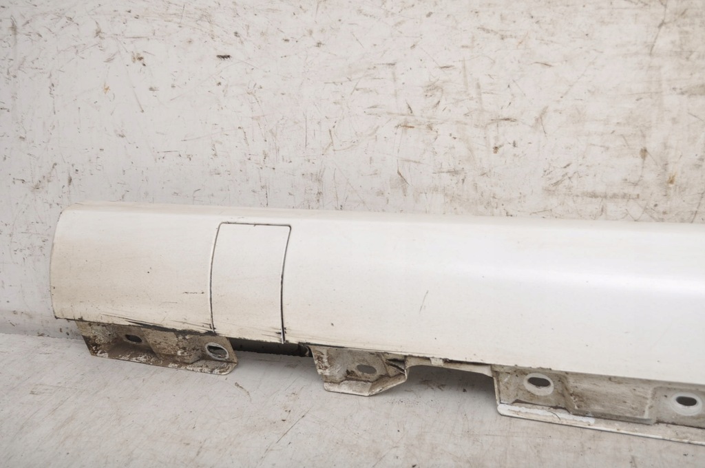 фото №2, Mercedes w172 r172 накладка порог левая amg a1726980054