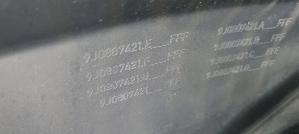 фото №12, Porsche taycan 9j1 бампер задний задняя 9j0807421e