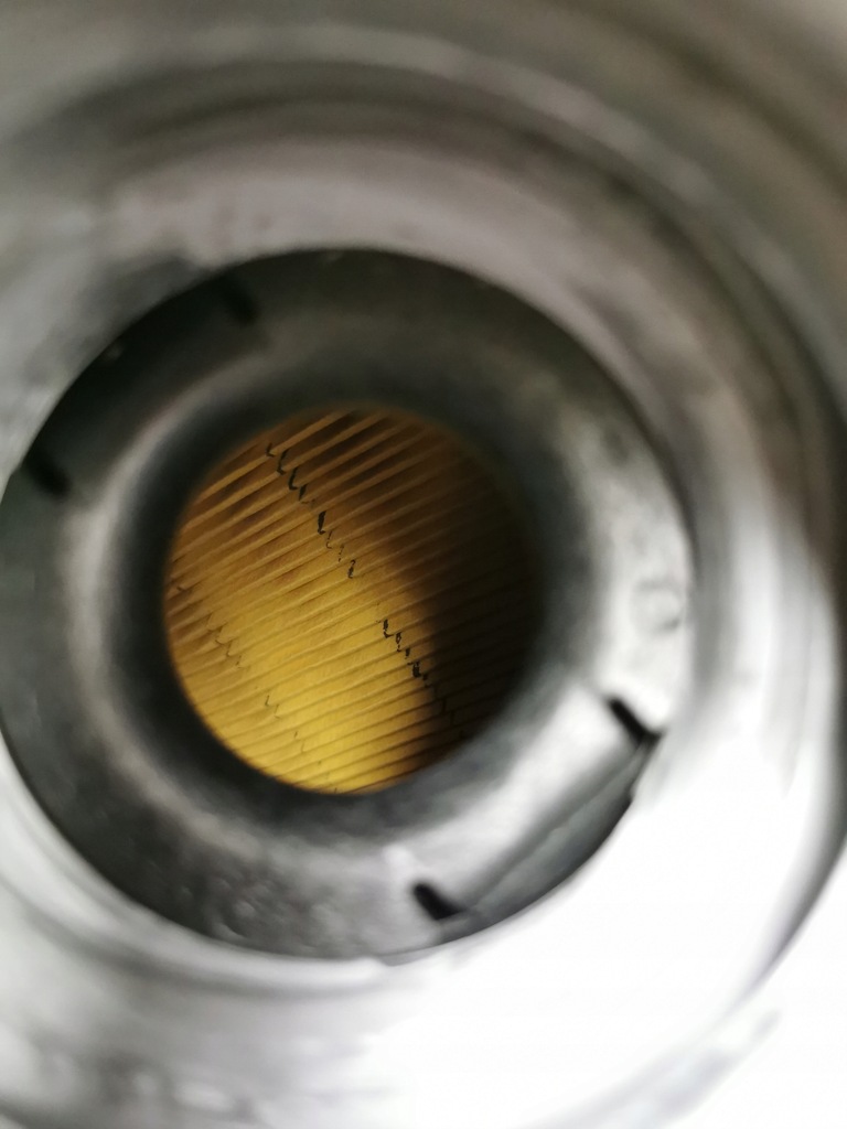 фото №8, Корпус, фільтр повітря ford ka 1996-2008 ccq оригінальний номер 1307714