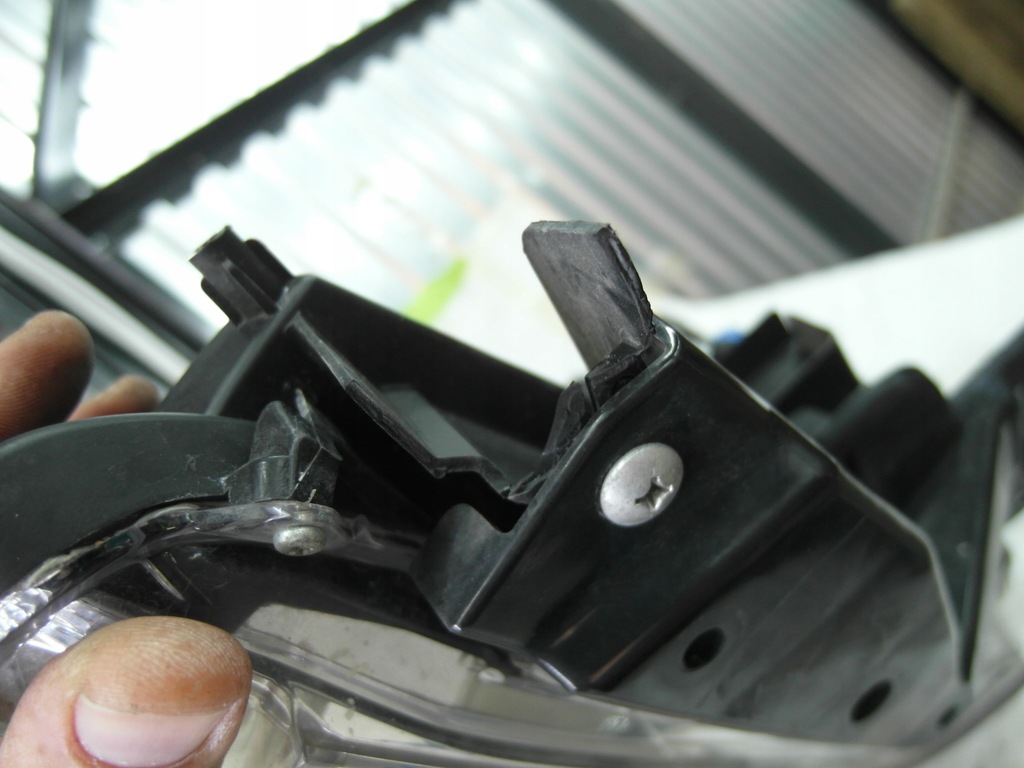 фото №11, Citroen c crosser ксенон лампа левая передняя левый перед