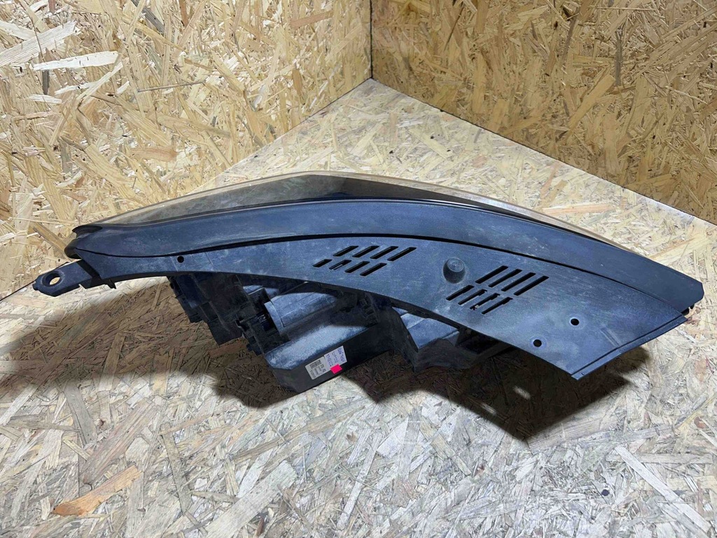 фото №12, Лампа права передня hyundai tucson tl, tle 92101d7700 0.02l дизель 136kw