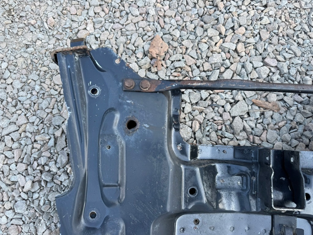 Подрамник подвеска передний подрамник подрамник подрамник citroen c3 picasso 08- Киев