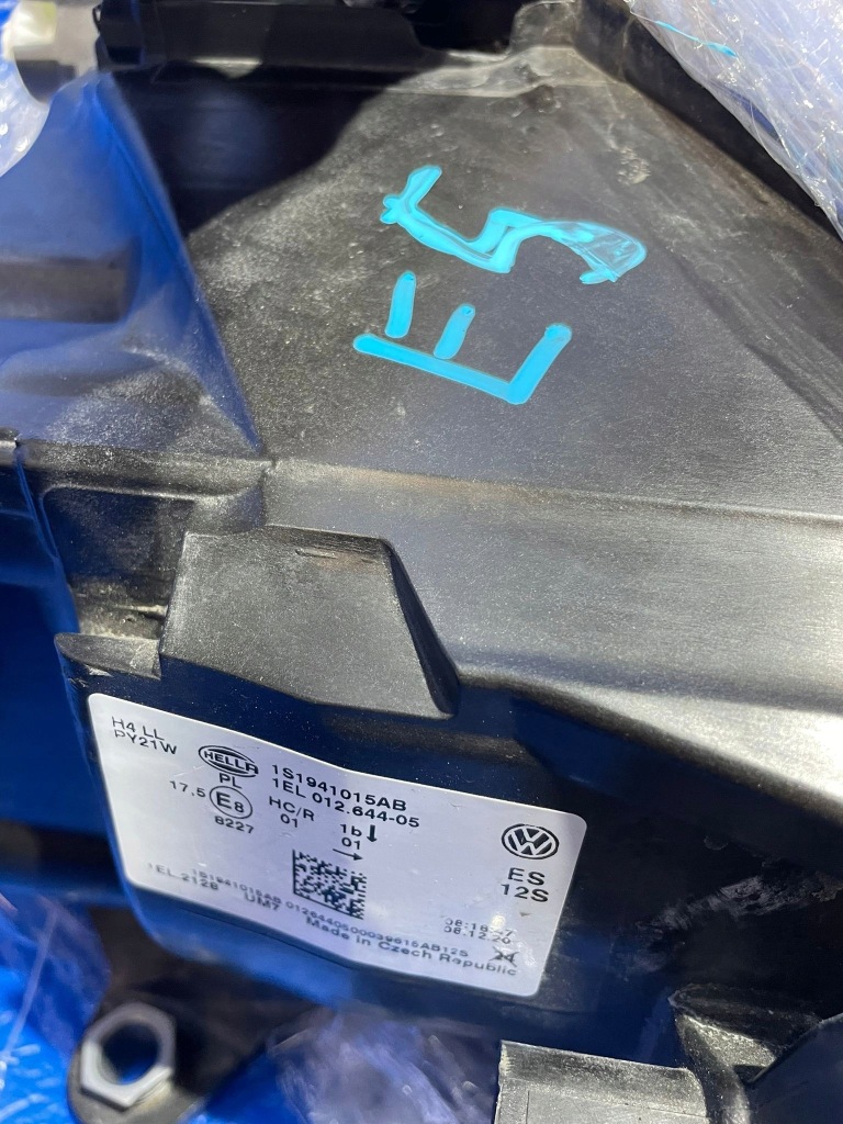 фото №7, Vw up lift 1s1941016ab 1s1941015ab комплект лампа