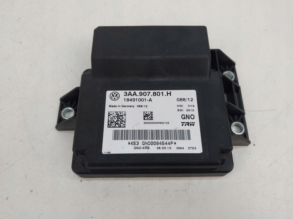 Купити Модуль гальма ручного 3aa907801h vw passat b7
