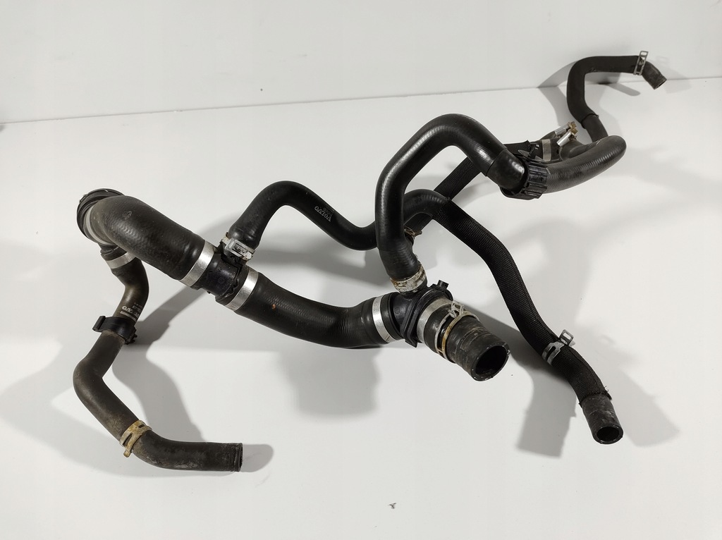 фото №1, Volvo v70 2.0 d4 15r- wąż шланг wody