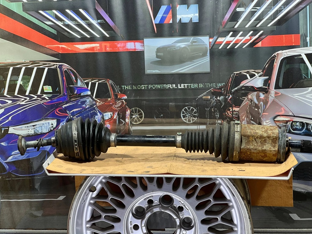 фото №1, Bmw f30 f32 f34 f36 приводной вал приводная левая перед