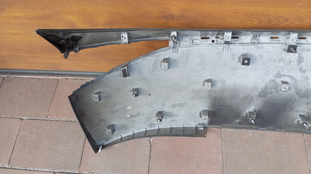 фото №8, Kia sportage v 2021 - накладка крышки задняя 87311-r2000