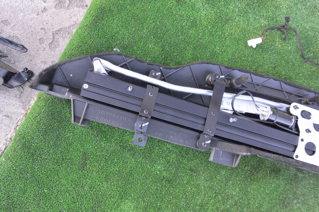 фото №9, Шторка скло багажника maserati quattroporte vi