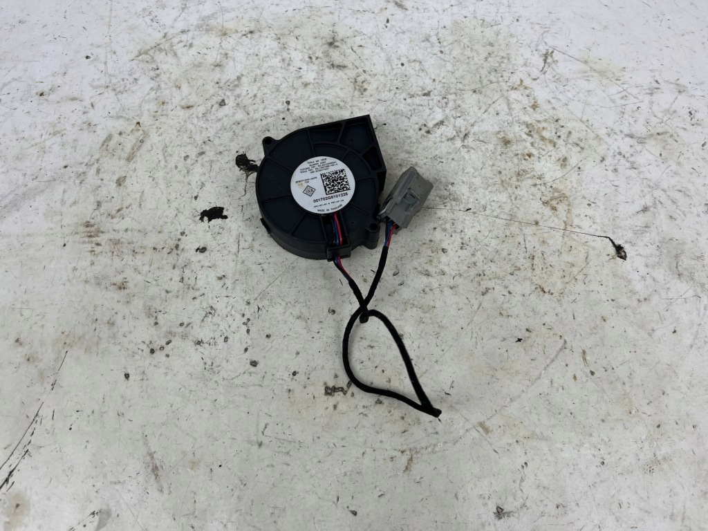 фото №1, Частина салону tesla model x 106738800a