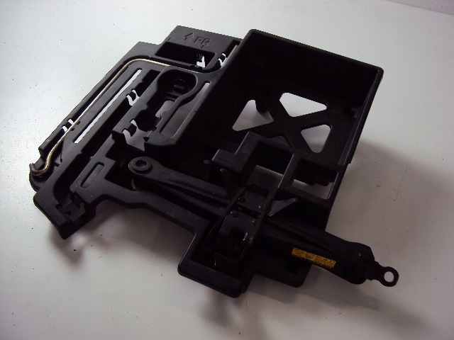 фото №1, Ключ домкрат lexus ct 2010-2022