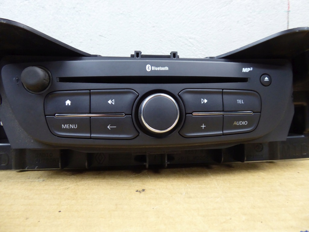 Радио cd +kod renalut kangoo iii 3 281155364r Цена