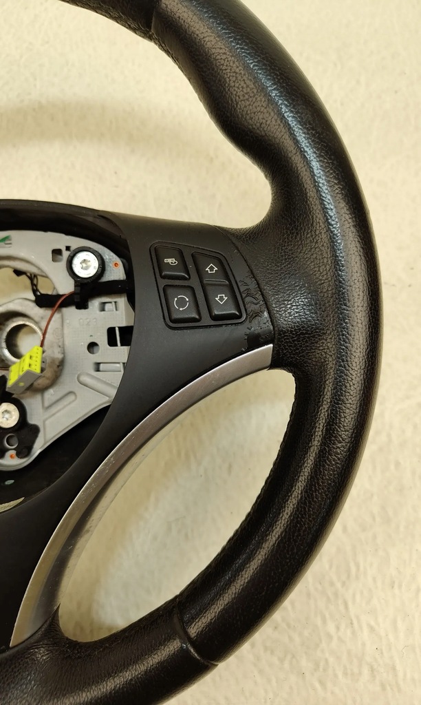 фото №10, Bmw x1 e84 повітропровід шкіряний мультифункція 6795574