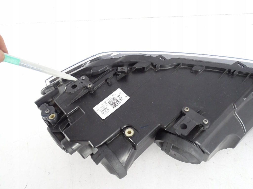 фото №5, Лампа перед передняя левая vw polo vi 2g valeo