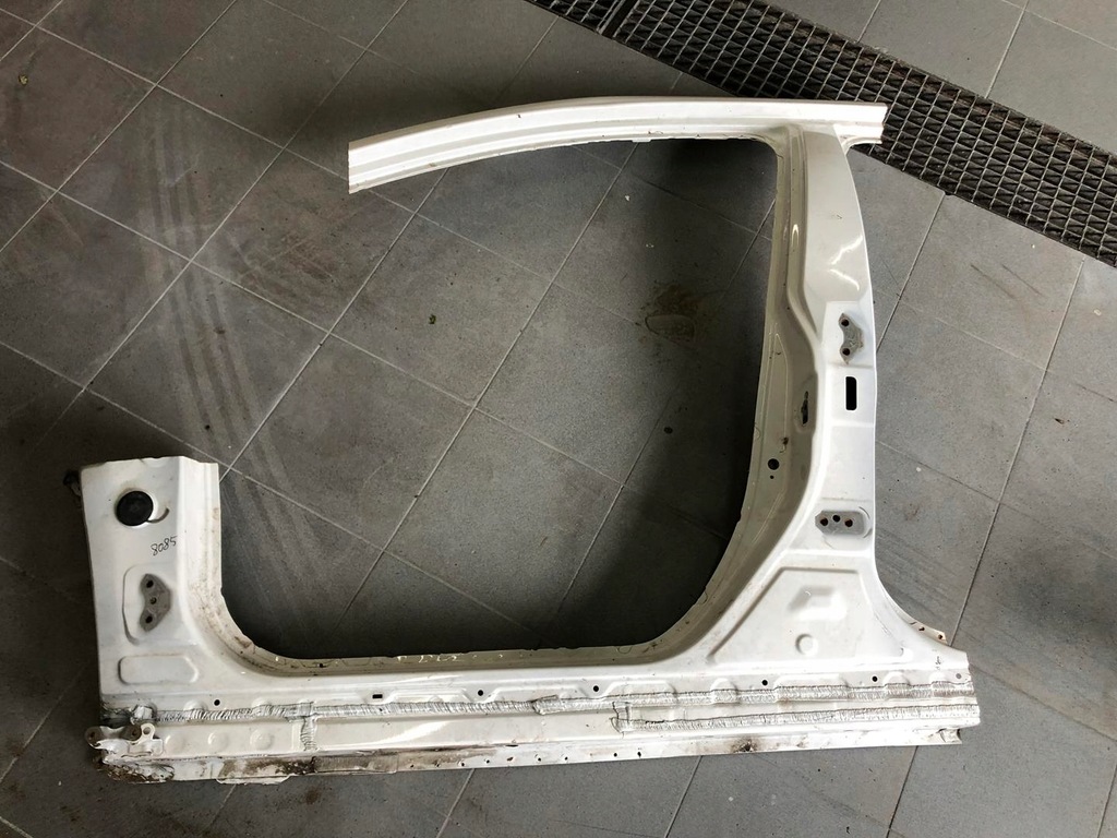 фото №1, Corolla e21 2018- блок двигателя b порог левый kombi