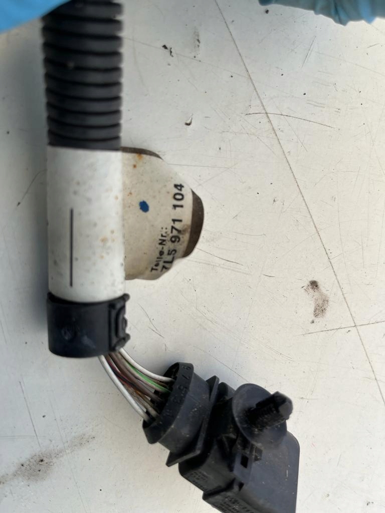 фото №8, Vw touareg r-line бампер задняя жгут оригинал