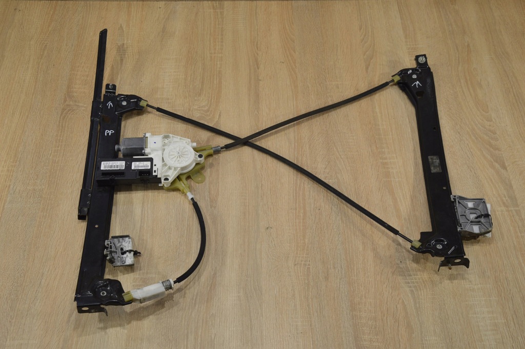 фото №1, Механизм окон правый перед laguna iii coupe