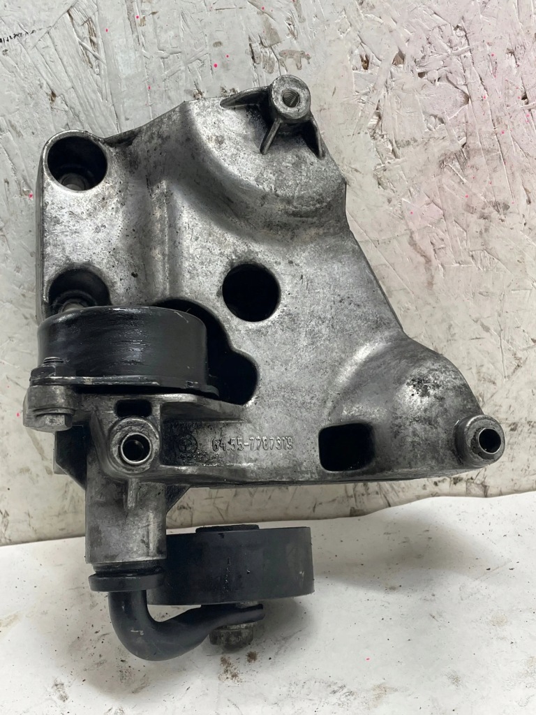 Купити Bmw 3 e46 1999 кронштейни i лапи