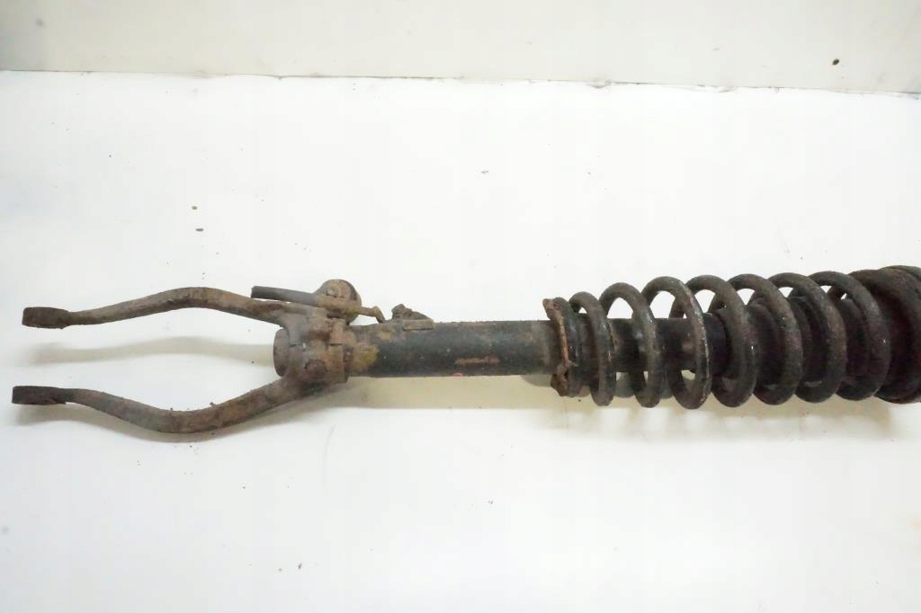 Амортизатор правый перед mazda 6 2.3 в Украине