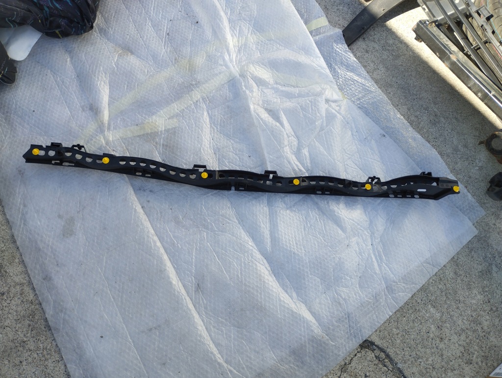 фото №1, Ford b-max молдинг поріг права av11-r13220-a