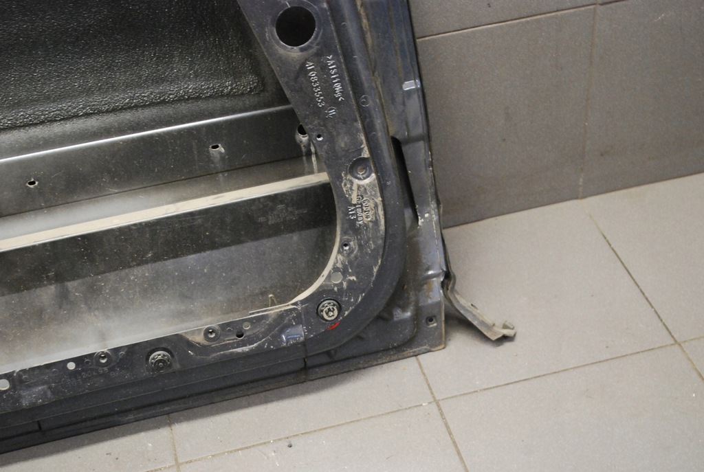 фото №14, Дверь левый задняя audi a8 d3 lz7r голый płat