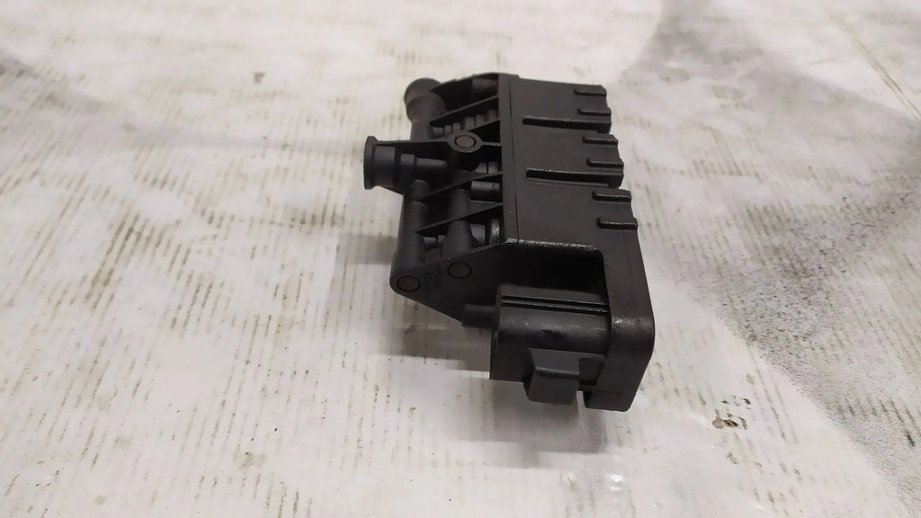 фото №7, Клапан подвеска пневматический land rover l320