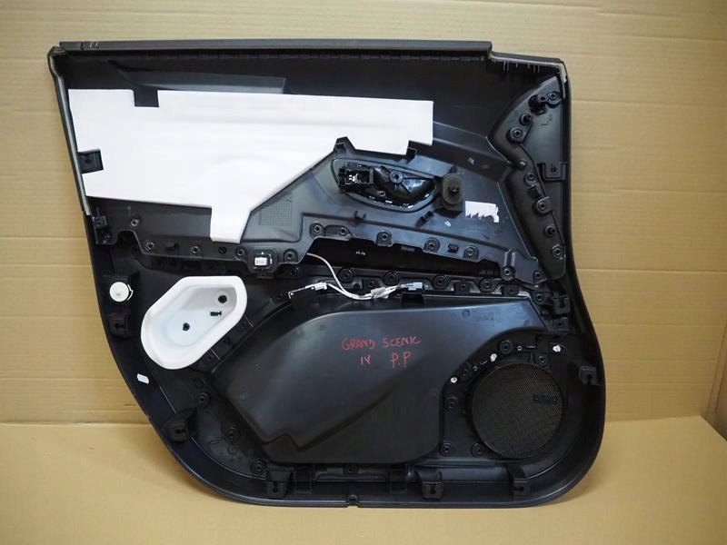 фото №6, Обивка дверь правый перед renault grand scenic iv