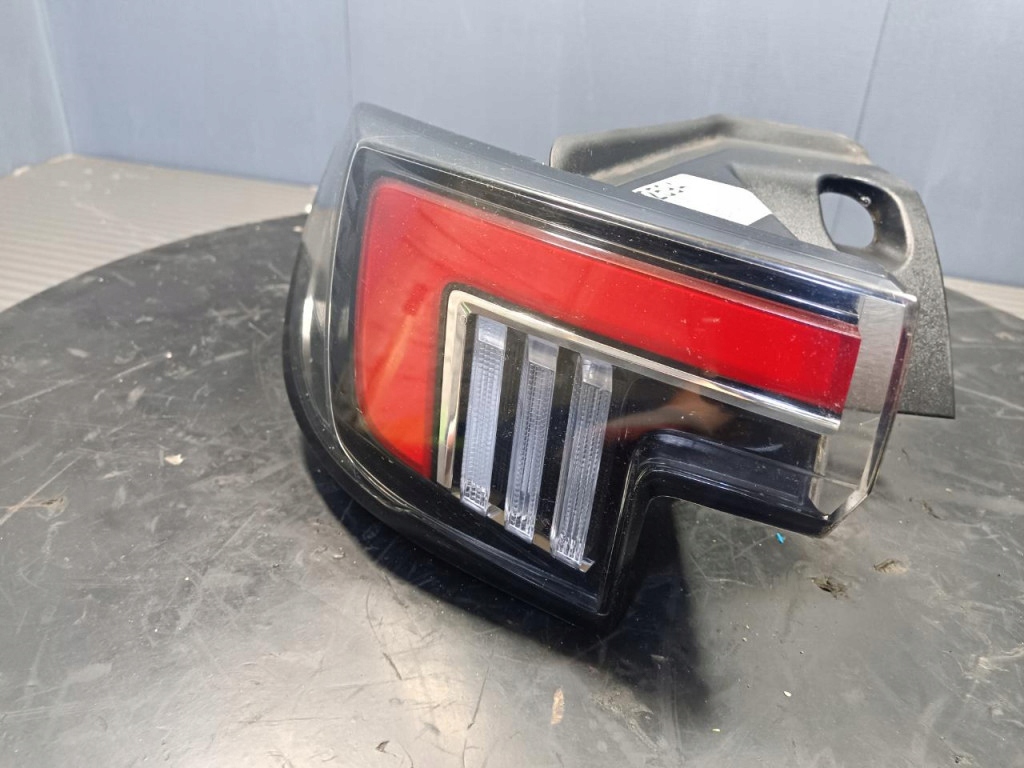 фото №4, Opel mokka ii лампа задняя левая наружная 9833721880