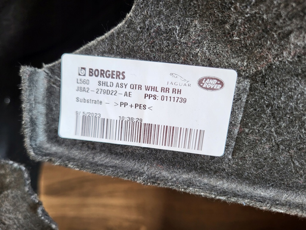 фото №4, Range rover velar l560 подкрылок правый задняя l8a2-279d22-ae