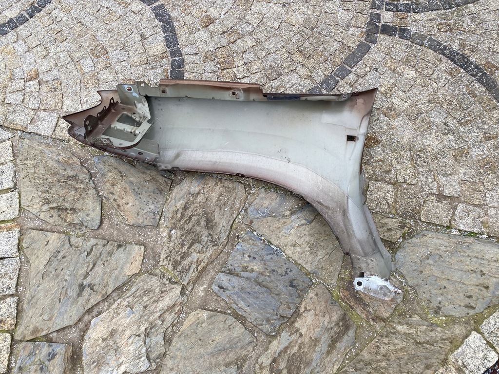 фото №10, Dacia duster i крыло правый перед оригинал