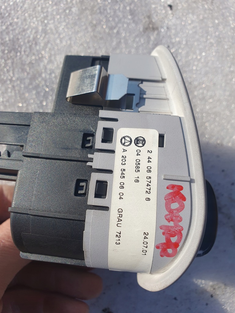 Крышка заливной бака топлива mercedes c200 w203 01r компрессор 2.0 kod 189 с Разборки